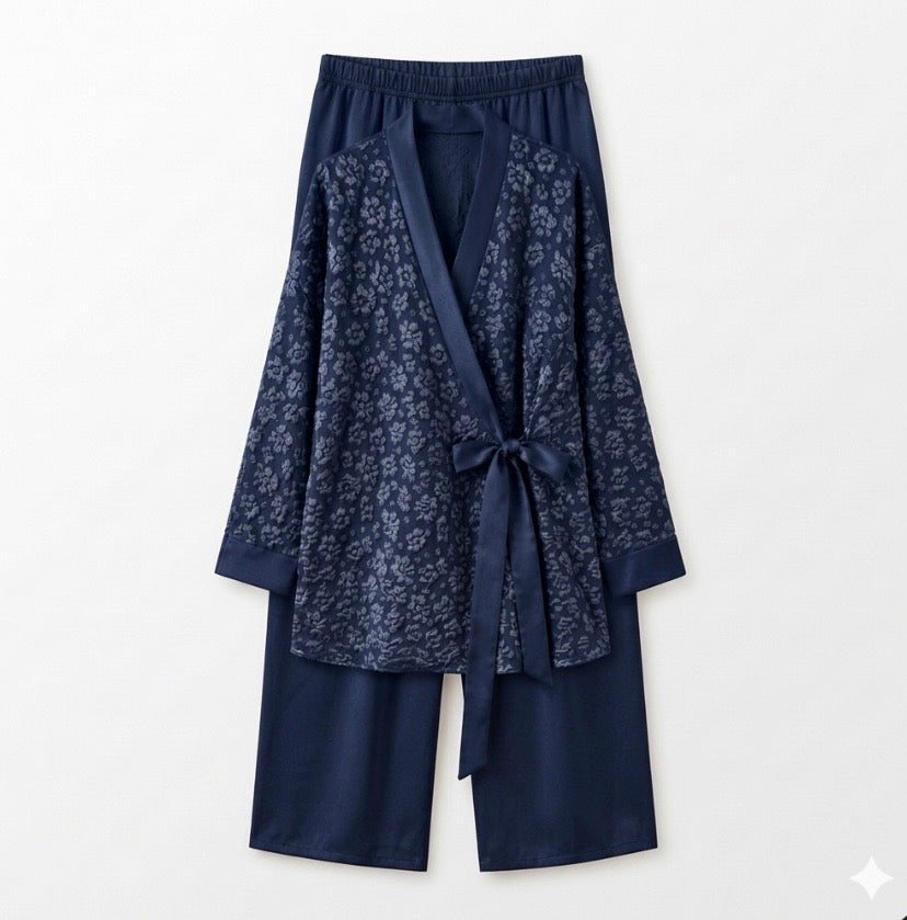 Bloemen kimono met satijnen broek - navy