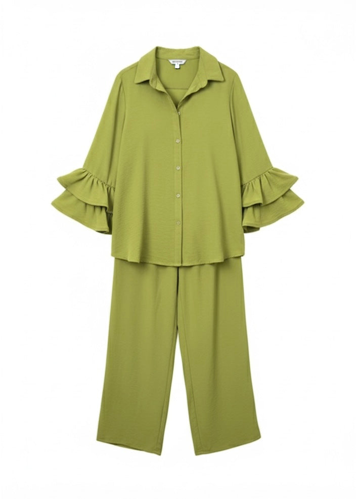 De "Elegance Flow" aura Co-ord Set - olijf groen