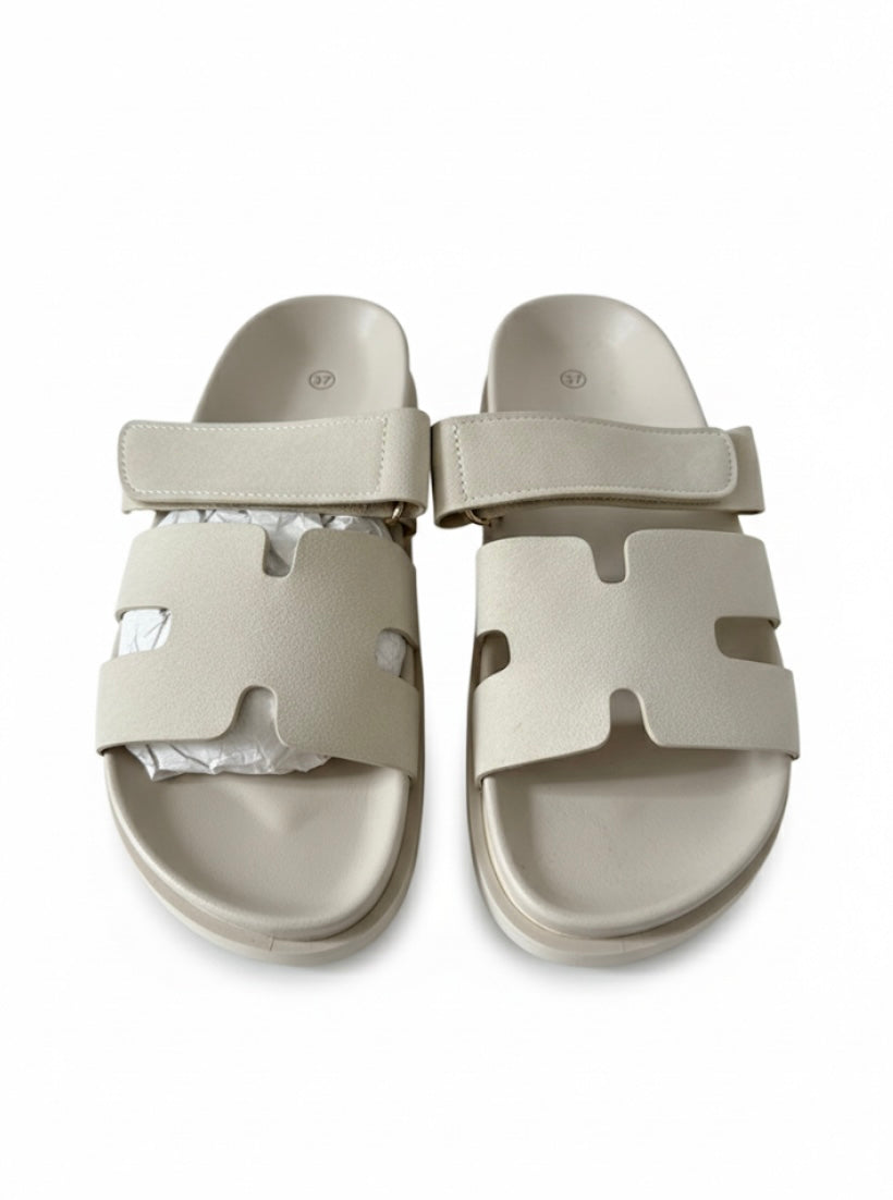 H slippers creme