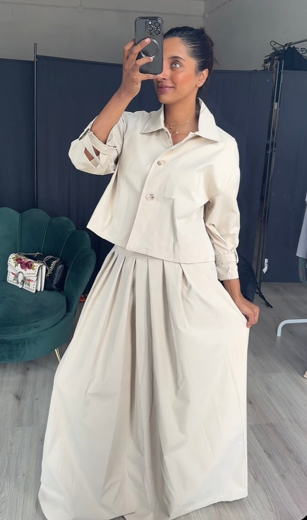 Cropped Set met Plooiskirt & Strikdetail Mouwen - ITALY406