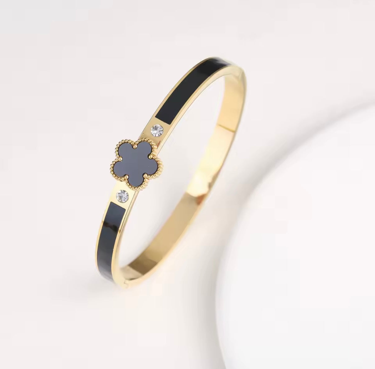Armband met clover