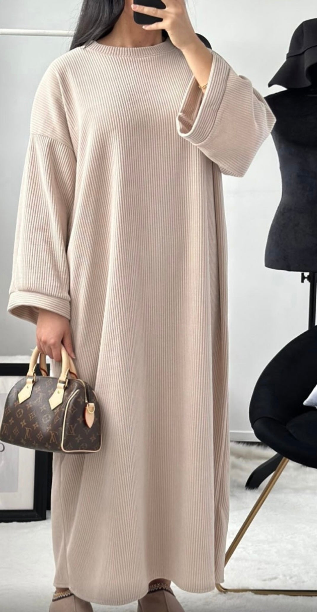 Lange jurk beige met zakken - ZJ01