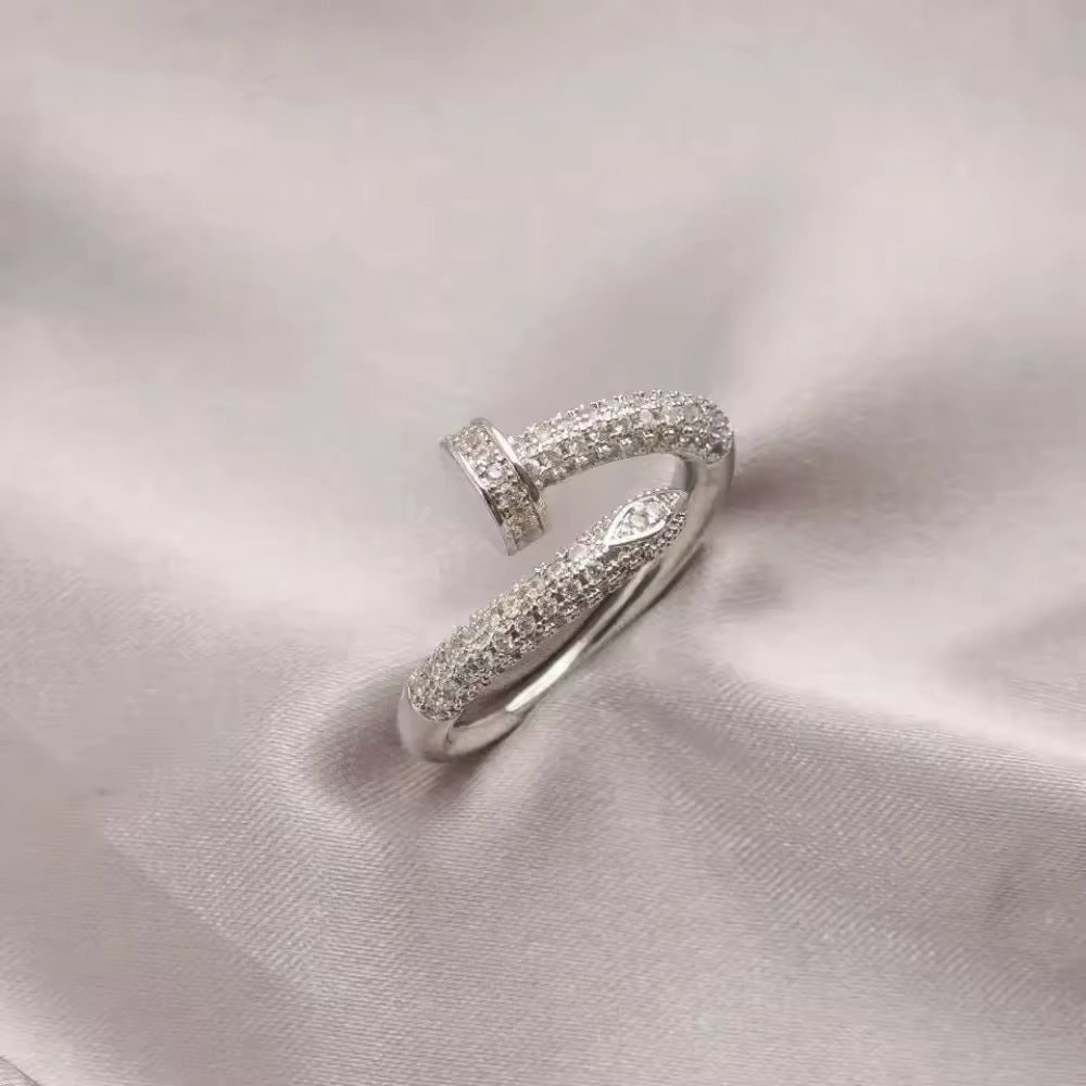 VERSTELBARE SPIJKER RING