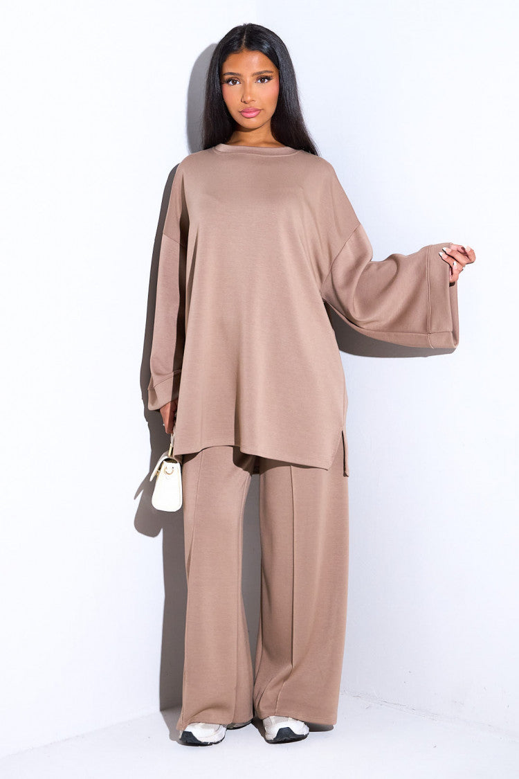 Comfy co-ord set met lange top en oversized broek