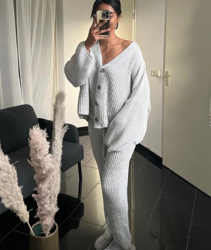 Felicia gebreiden broek met oversized trui - licht grijs