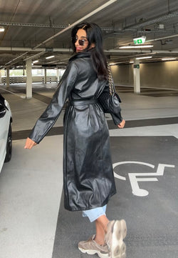 Inaya leren look trenchcoat  (OFMB37)