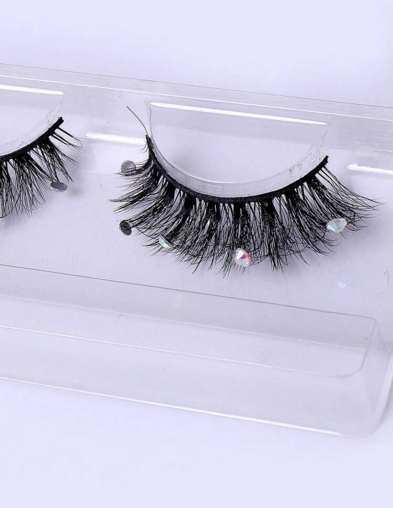 False volume lashes