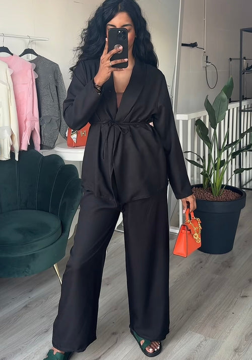 SS25 - kimono met band en rekbare broek zwart