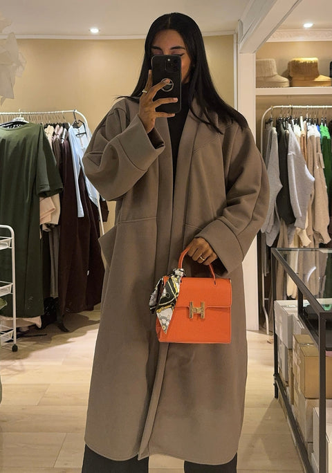 Yasmine manteljas taupe