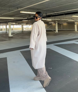 Inaya manteljas beige