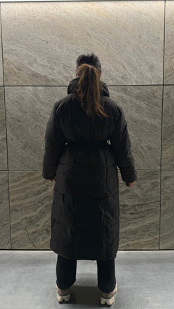 PUFFER WINTERJACKE ZWART