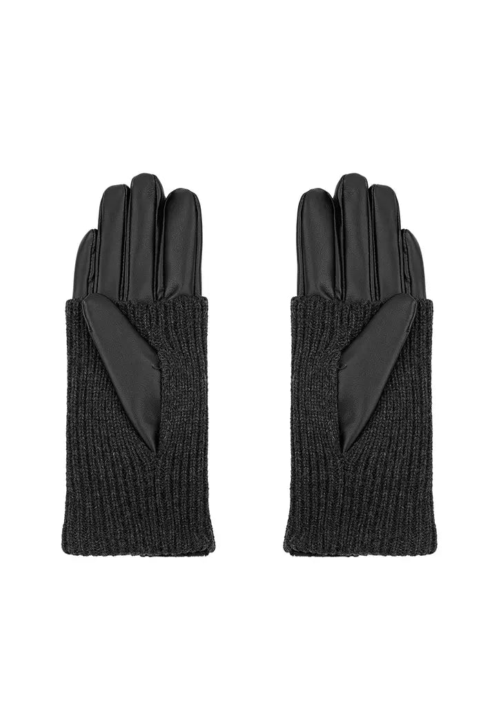 Cozy Knit gloves - black