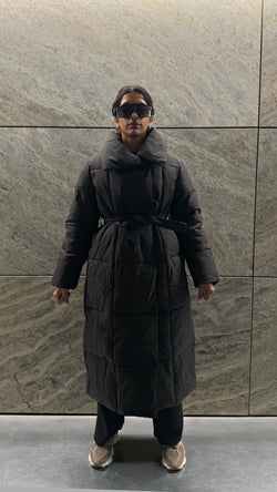 PUFFER WINTERJACKE ZWART