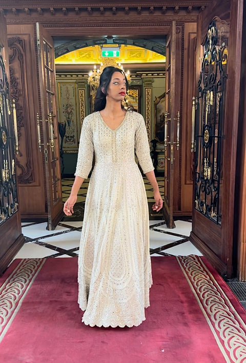 فستان الورود