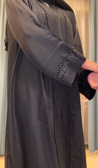 BLACK ABAYA MET BLACK PARELS DXB