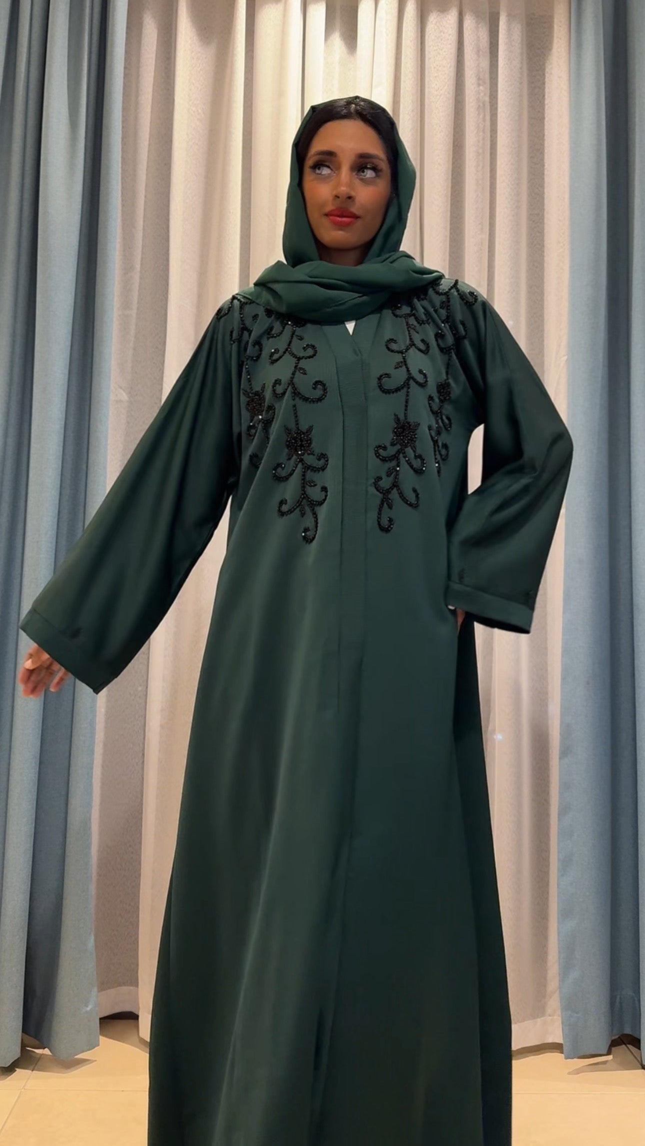 DARK GREEN BLACK KRAALTJES SPARKLE ABAYA