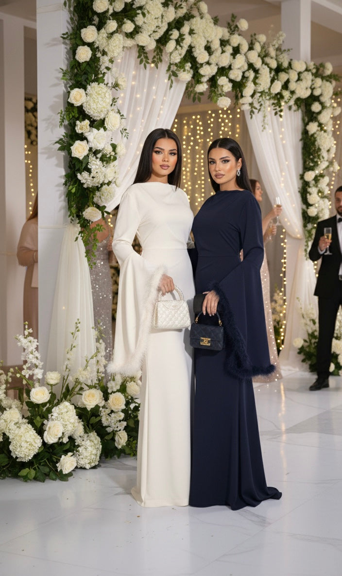 Satijnen abaya jurk met cross over en veren aan mouwen navy - 7011