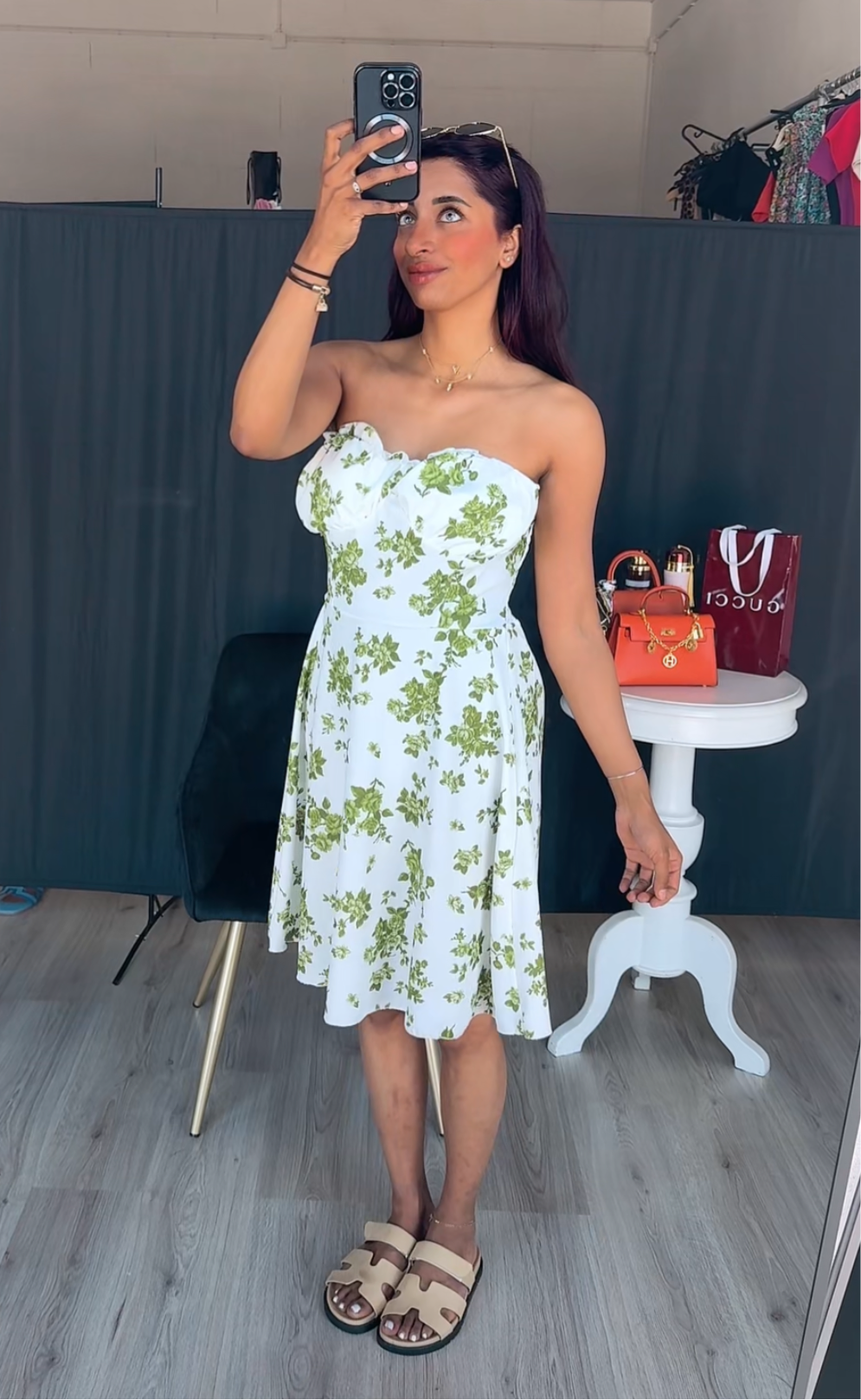 Strapless mouwloze zomer jurk met groene bloemen printjes