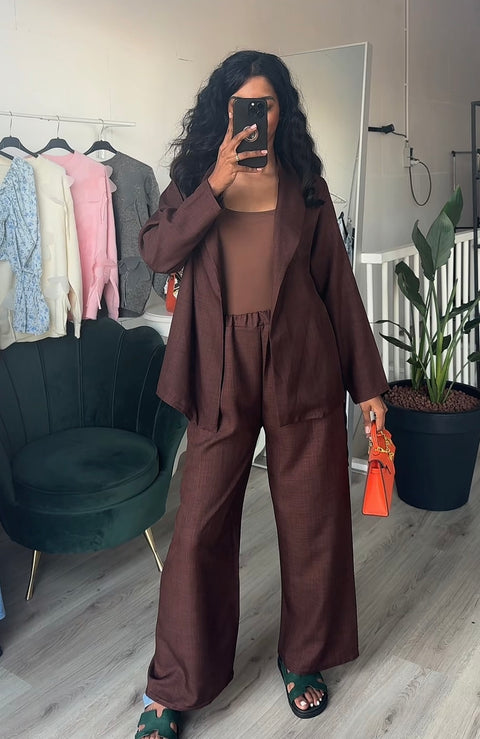 SS25 - kimono met band en rekbare broek donker bruin