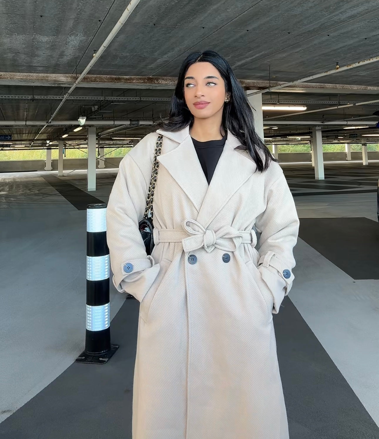 Manteljas / trenchcoat beige