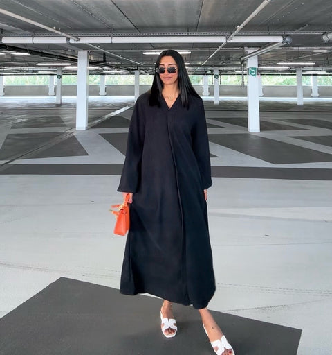 ZYRA GEBREIDEN JURK KORTE V HALS ZWART