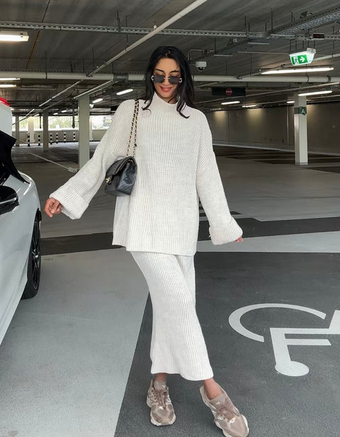 DINA TRUI MET ROK BEIGE (BUI54)I