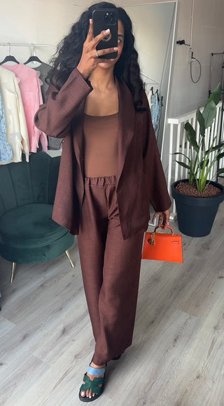 SS25 - kimono met band en rekbare broek donker bruin
