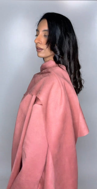 Manteljas met sjaal velvet roze