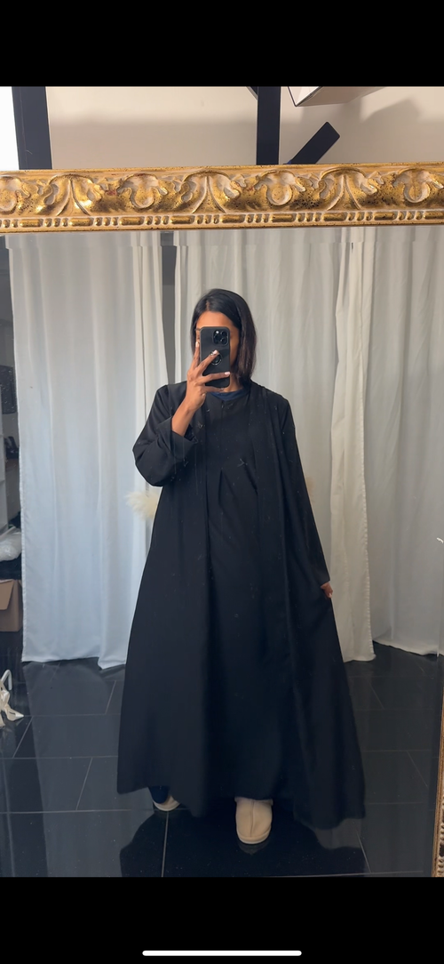 عباية بليرز سوداء كلاسيكية