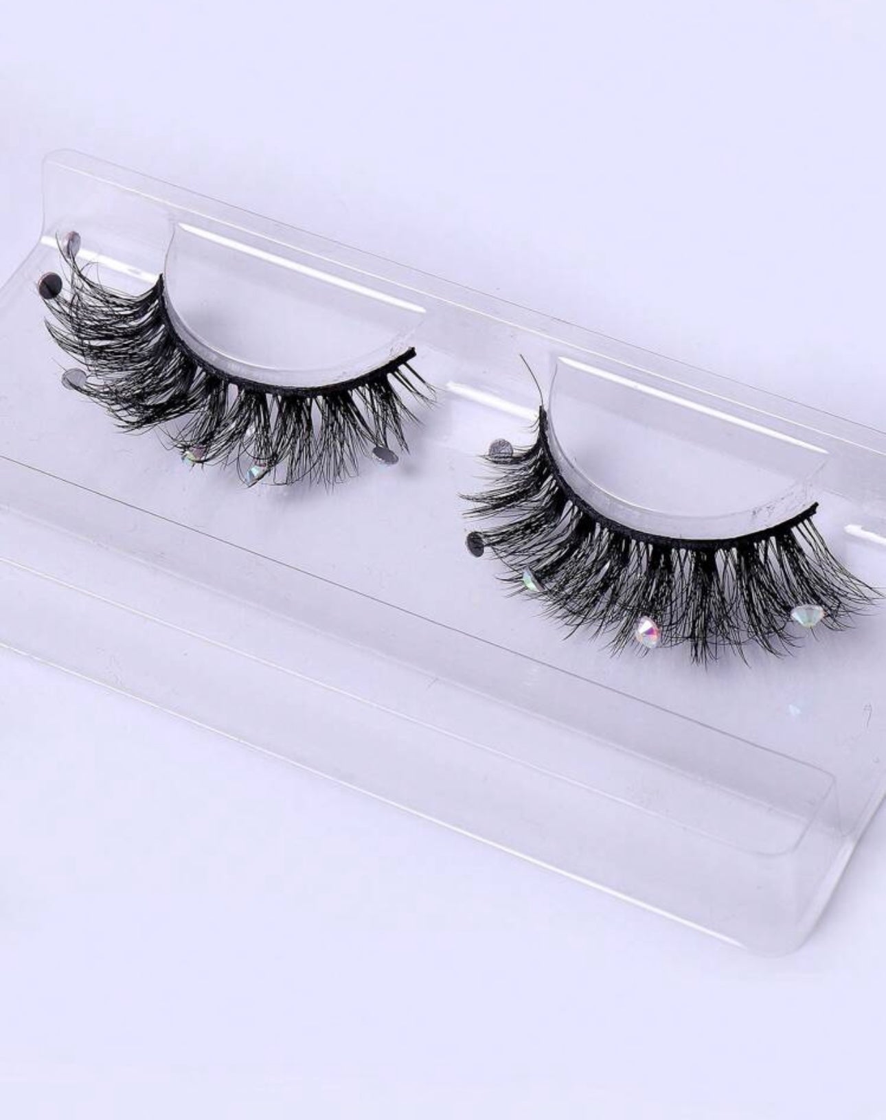 False volume lashes