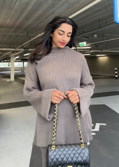 Dina rekbare rok met oversized trui - taupe PRE ORDER