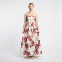 Bloemen print jurk met bandjes - wit roze