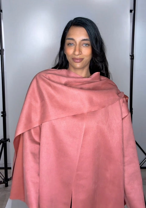 Manteljas met sjaal velvet roze