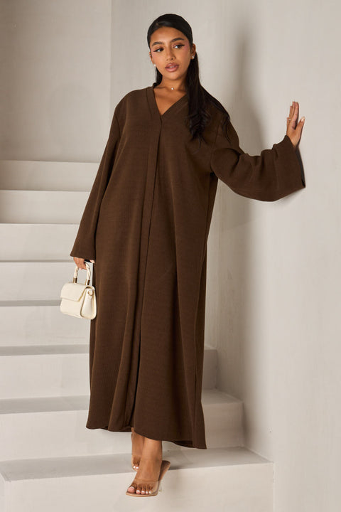 Jurk met korte v-hals donker bruin