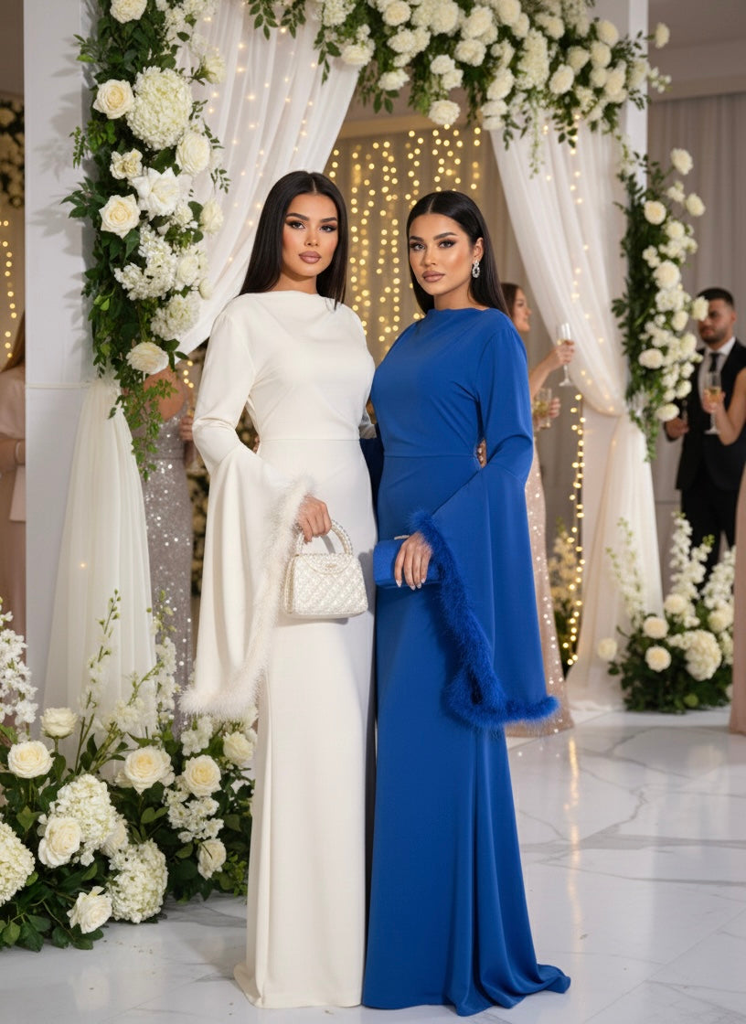 Satijnen abaya jurk met cross over en veren aan mouwen blauw - 7011