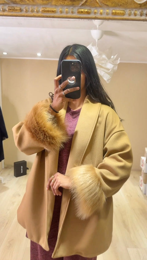 Manteljas met nepbont bruin