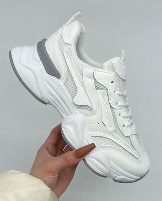 WHITE BLAIRS SNEAKERS