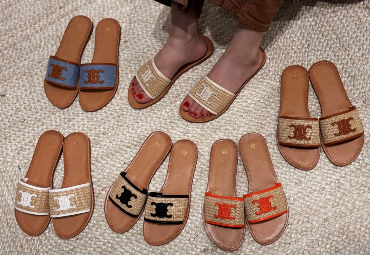 Zomer slippers met gekleurde randjes en figuur