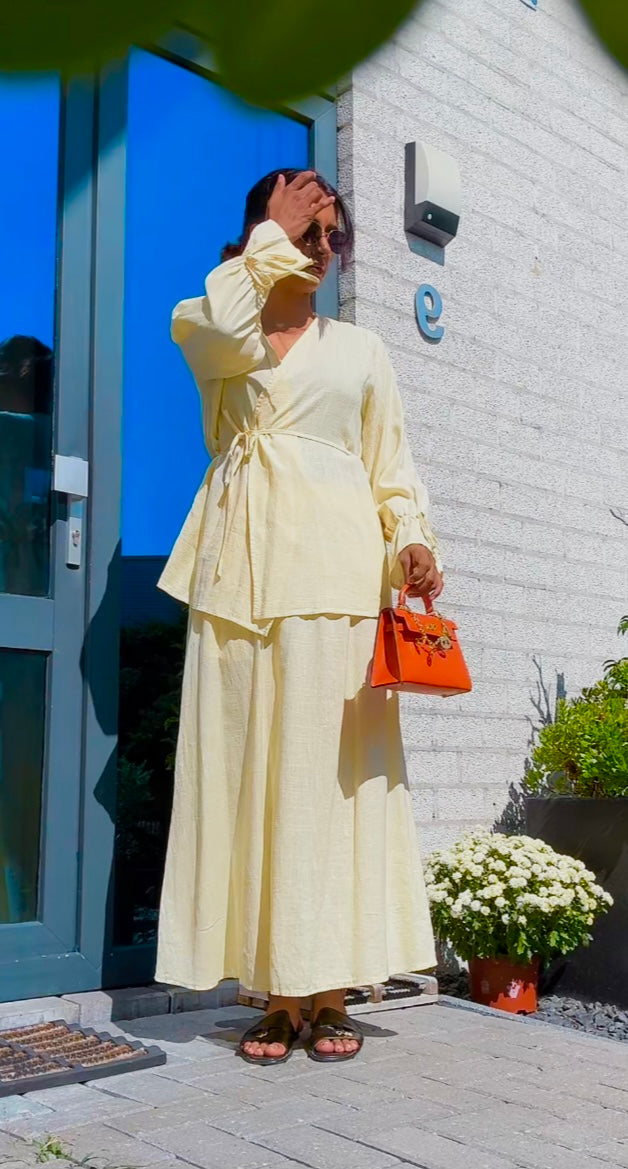 Kimono met rekbare rok van linnen - butter yellow