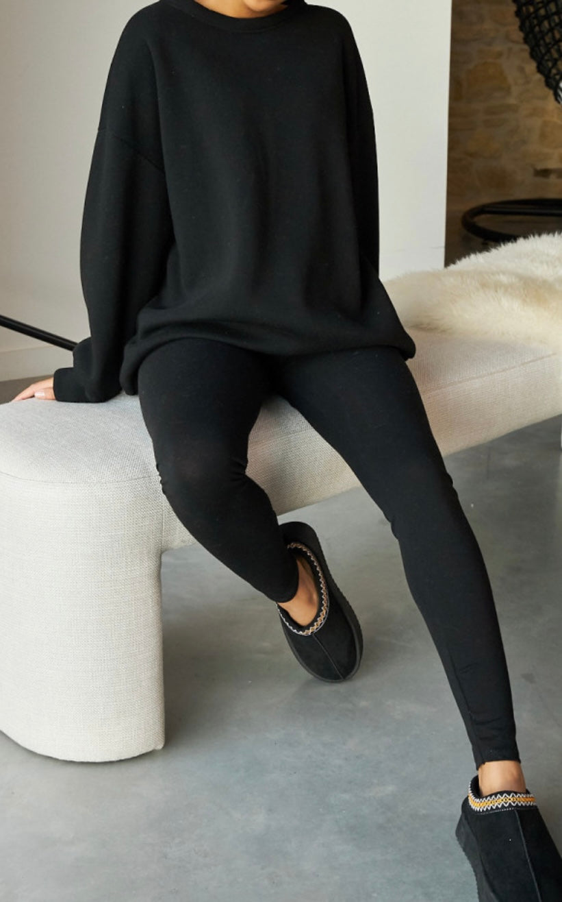 ZWART - COMFY FELICIA PAK MET LEGGING