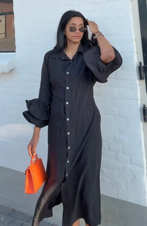 Jurk met ruffles van viscose zwart - M5250