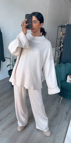 Inaya - Comfy oversized cozy co-ord set
