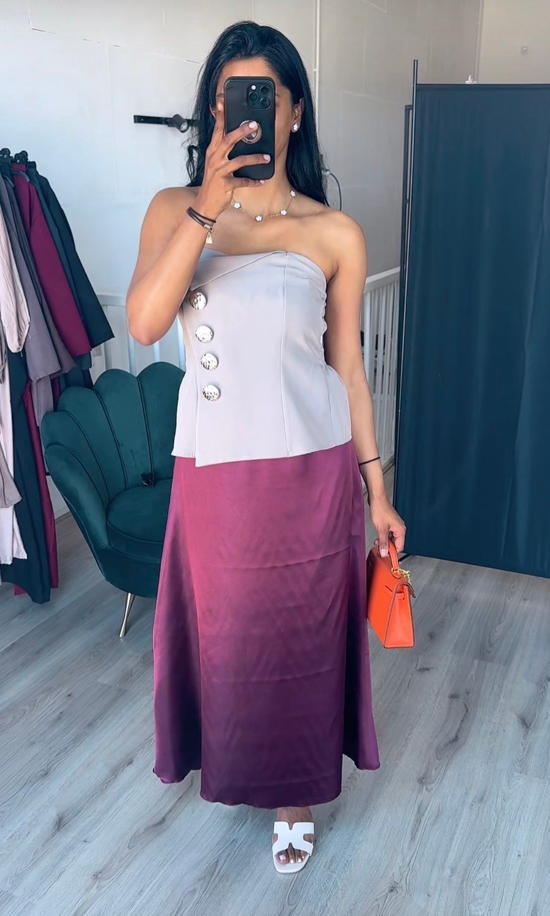 Satijnen rok aubergine SS25