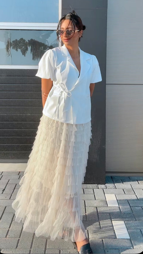 Blazer met verstelbare strikjes en poff mouwen