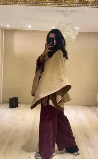 Manteljas met strik beige