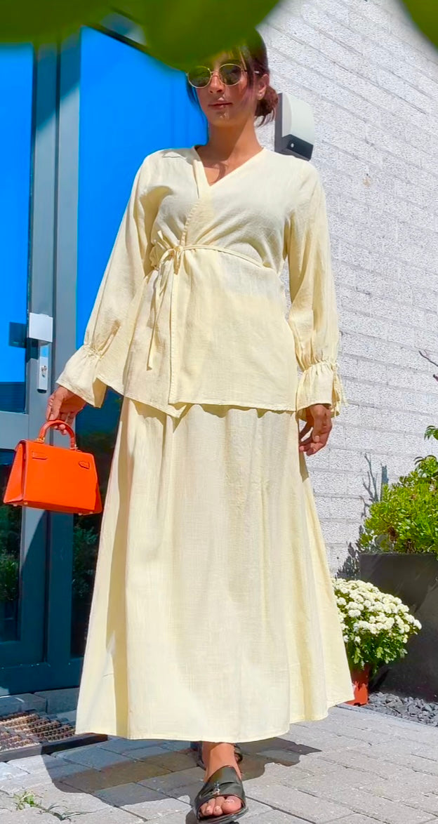 Kimono met rekbare rok van linnen - butter yellow