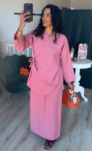 SS25 - Rekbare rok set met overslag kimono roze