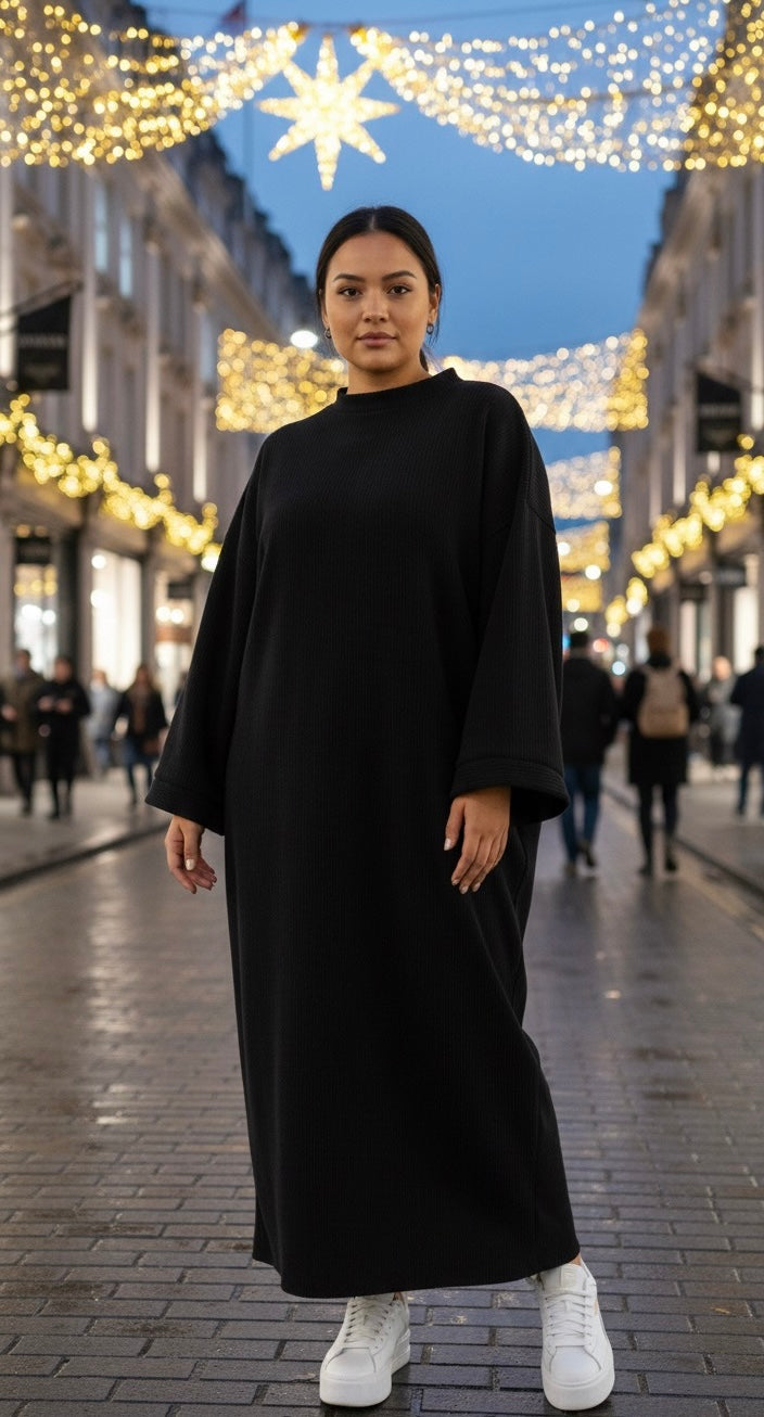 ZYRA LANGE WIJDE JURK ZWART (ZJ01)