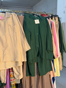 Safura.42 beige en donker groene broek set van viscose