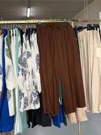 Eermorgen donker bruine broek